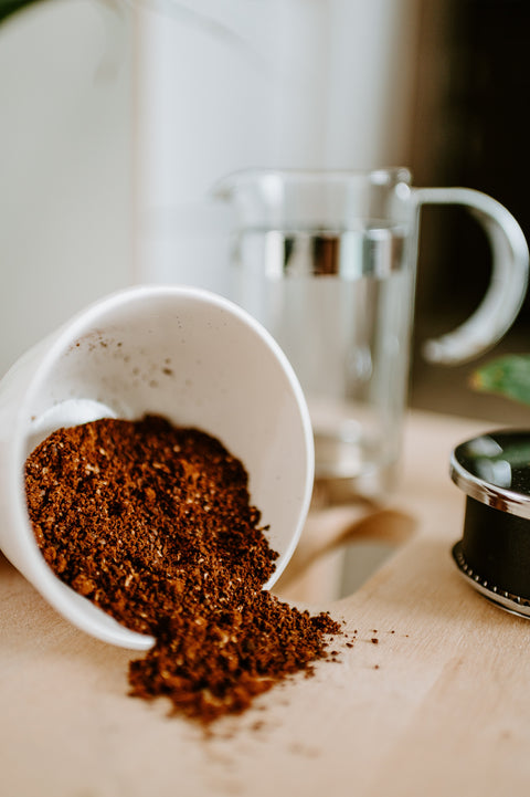 Kaffeesatz in Tasse 